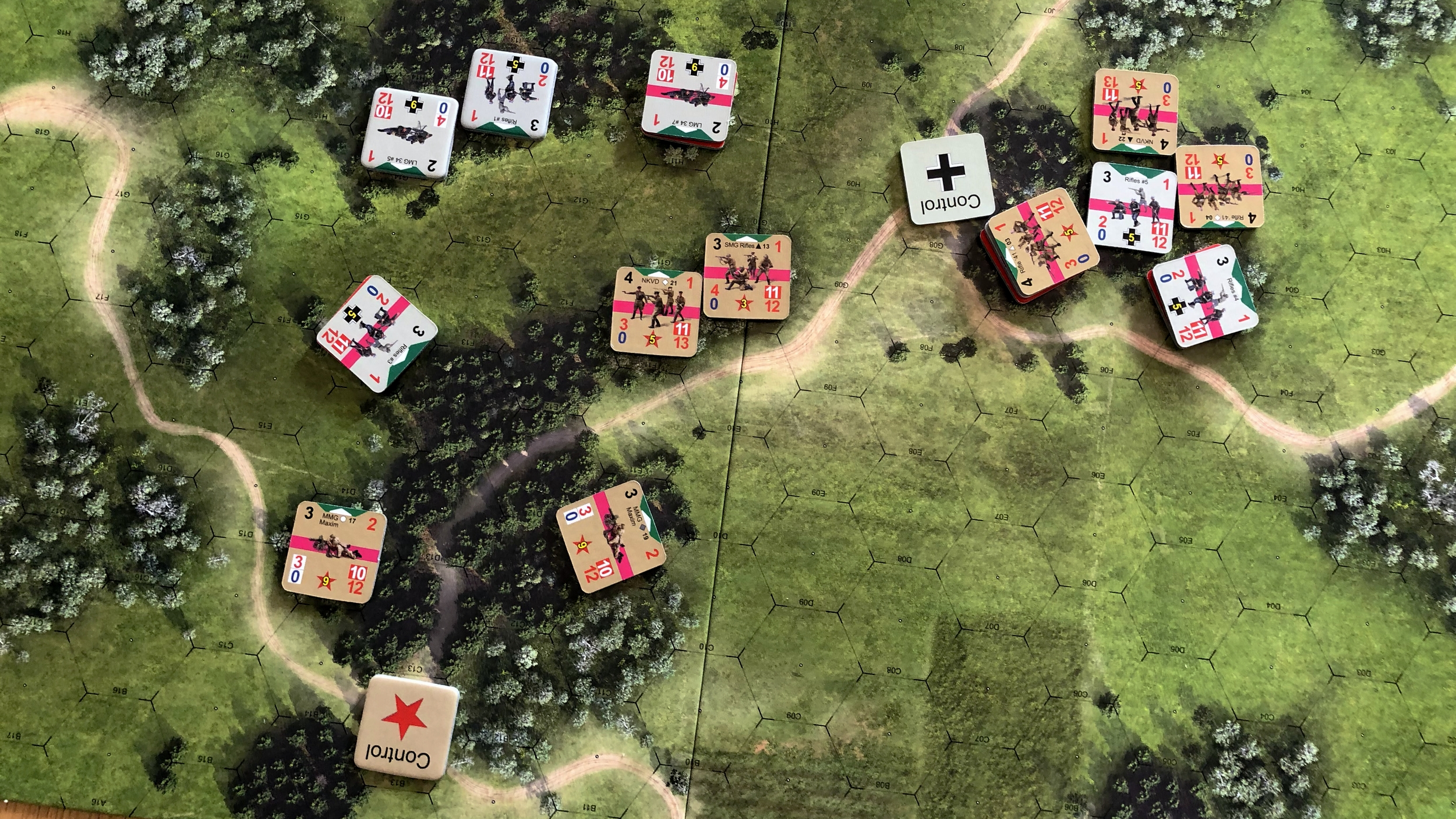 Conflict of Heroes: Awakening the Bear board with unit counters